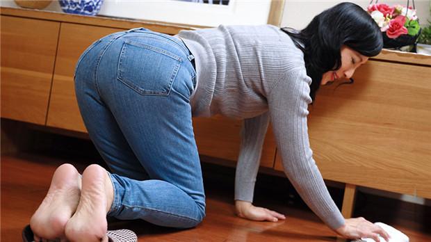 phim sex a rap Cô bạn thân rủ đến chơi với 2 đứa bạn thì tự dưng 2 đứa nó nắc nhau